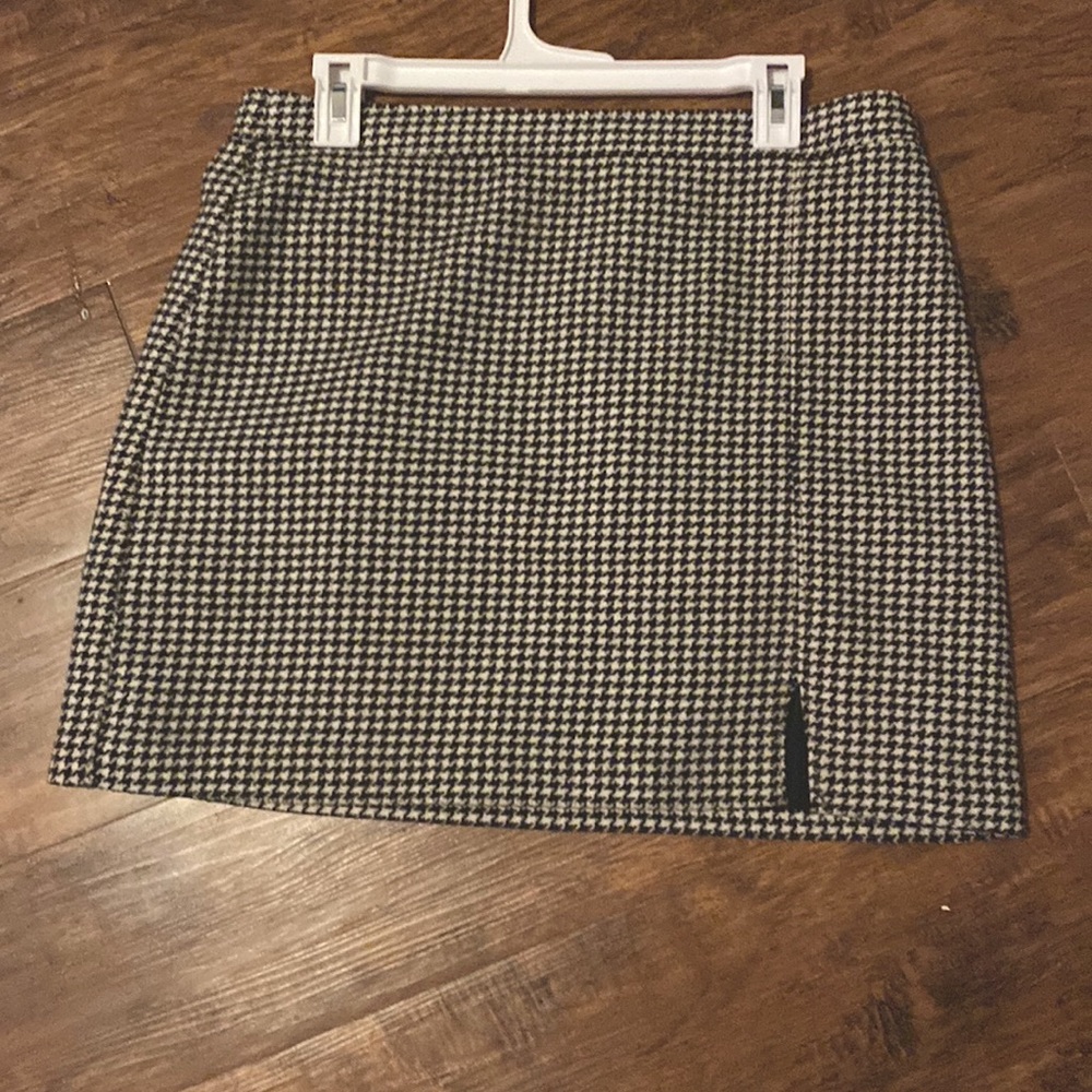 Cute Hollister 90s skirt